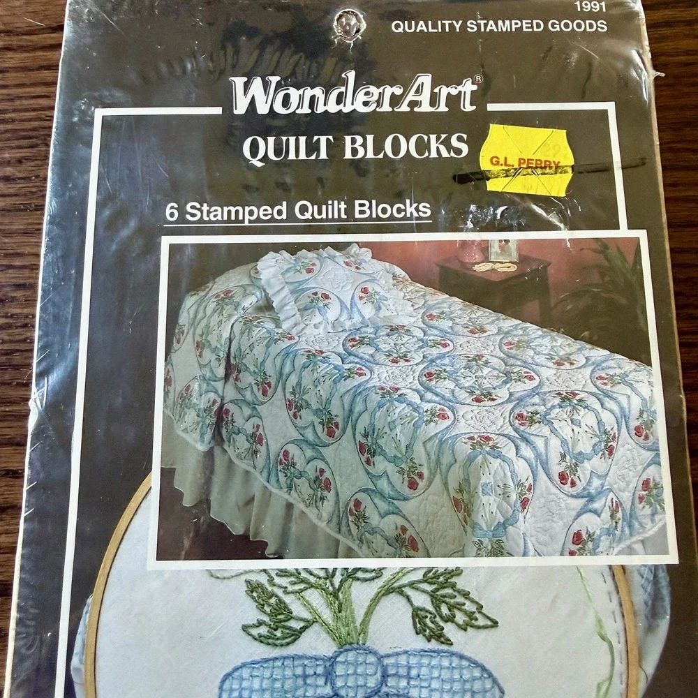 WonderArt Tulip Bouquet 6 Stamped Quilt Blocks 16x16